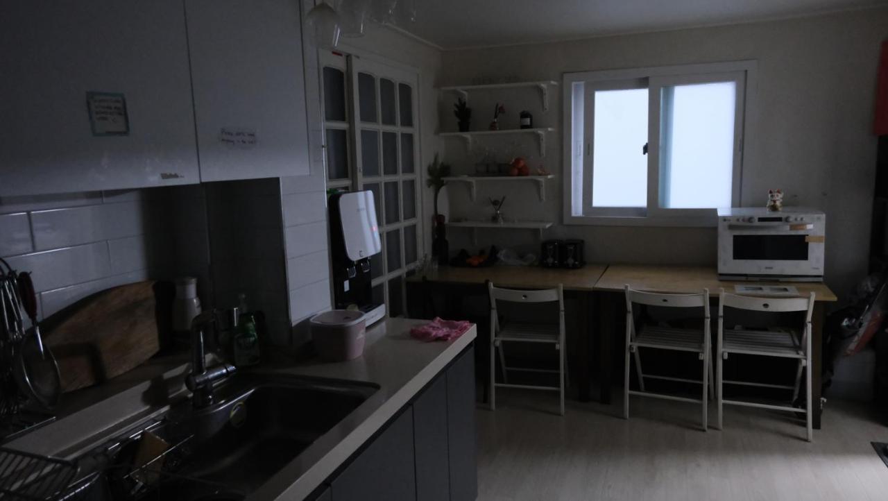 Jinho'S Guest House Сеул Экстерьер фото